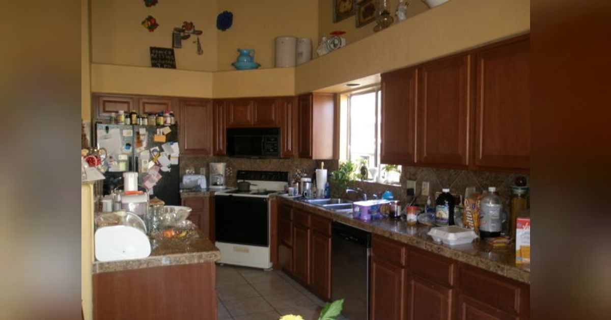 How External Clutter Creates Internal Clutter | Clutterbug Podcast # 48 ...