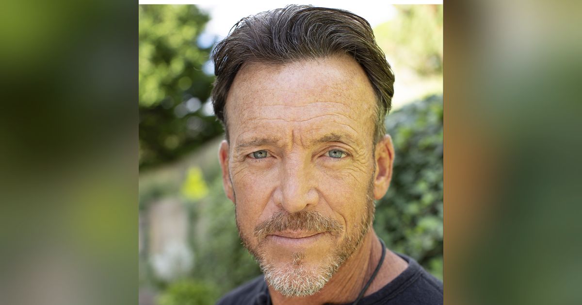 Mark Kiely (Beverly Hills, 90210) | Reliving My Youth Podcast