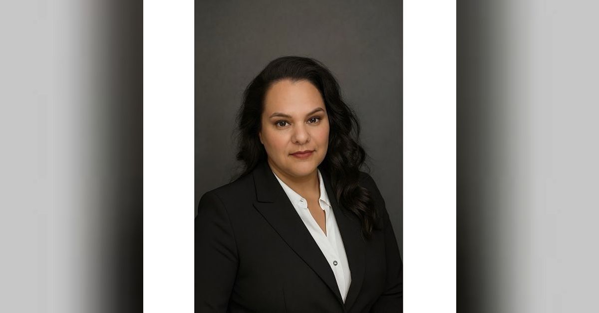 Analyst Talk - Erica Logan - Veterans in Analysis | Leapodcasts